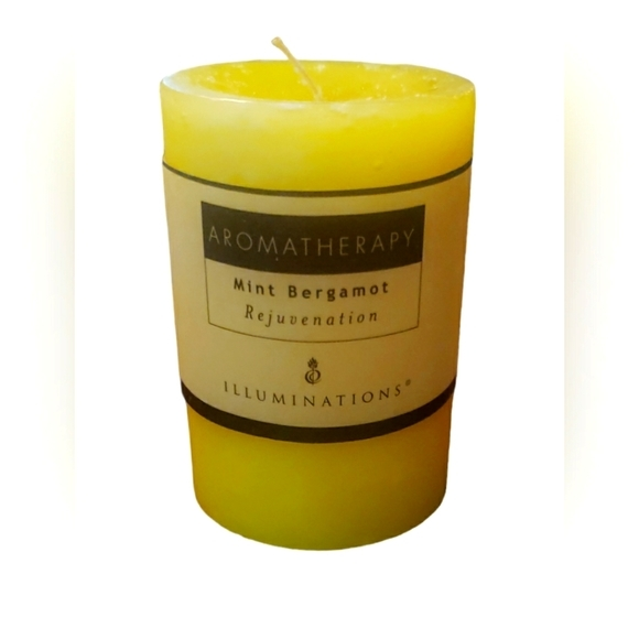 Illuminations Aromatherapy 3" Pillar Candle - Picture 1 of 2